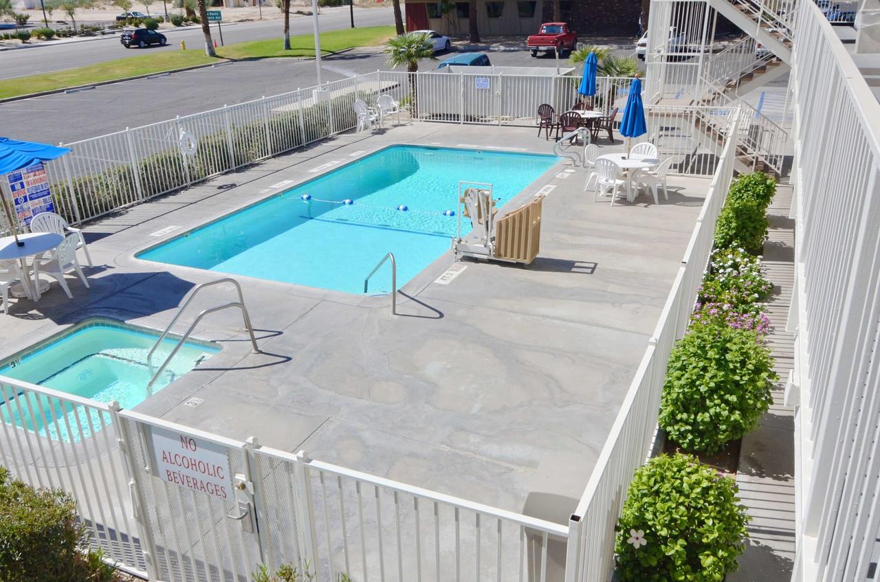 Motel 6-Twentynine Palms, Ca エクステリア 写真