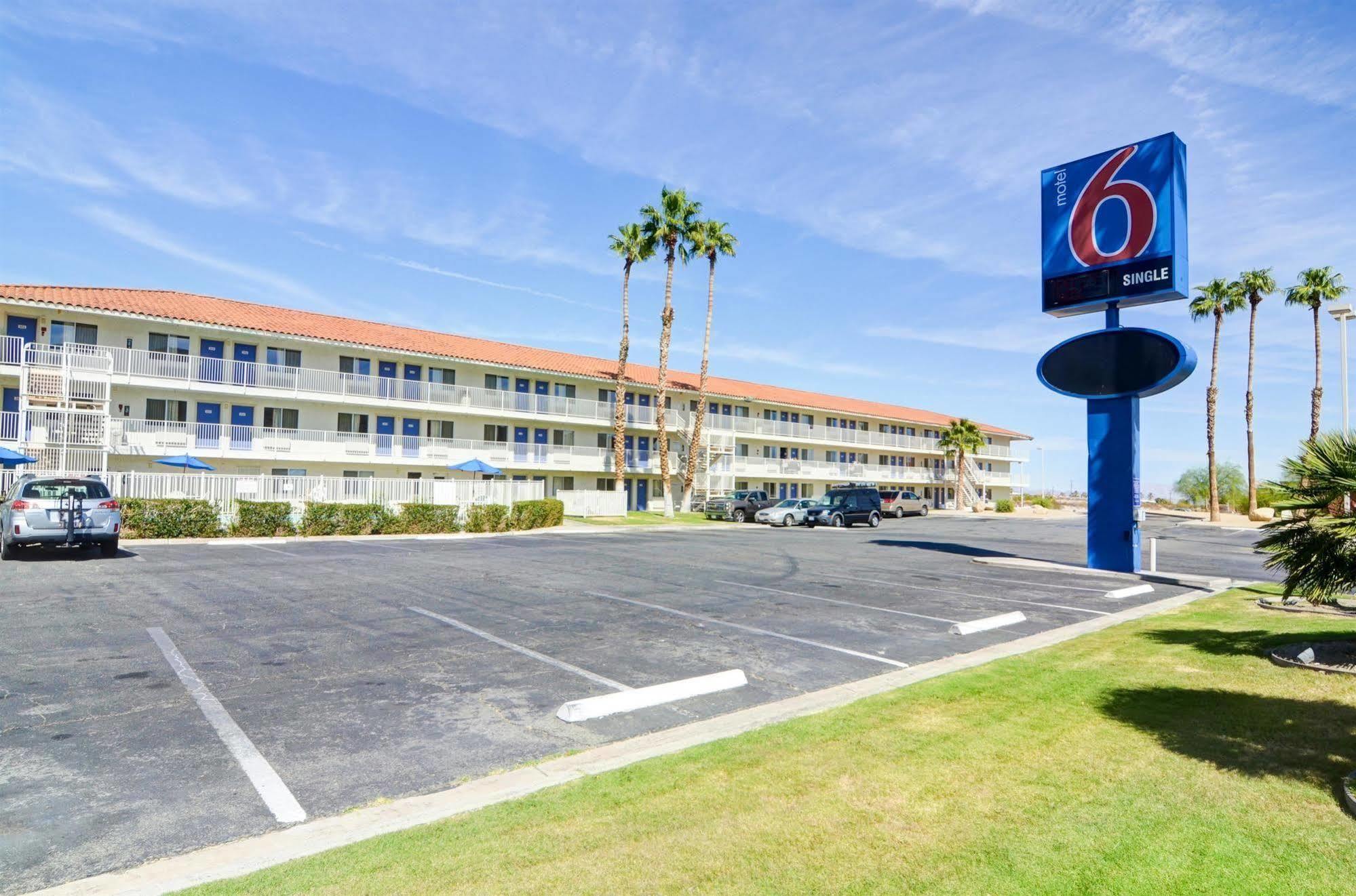 Motel 6-Twentynine Palms, Ca エクステリア 写真