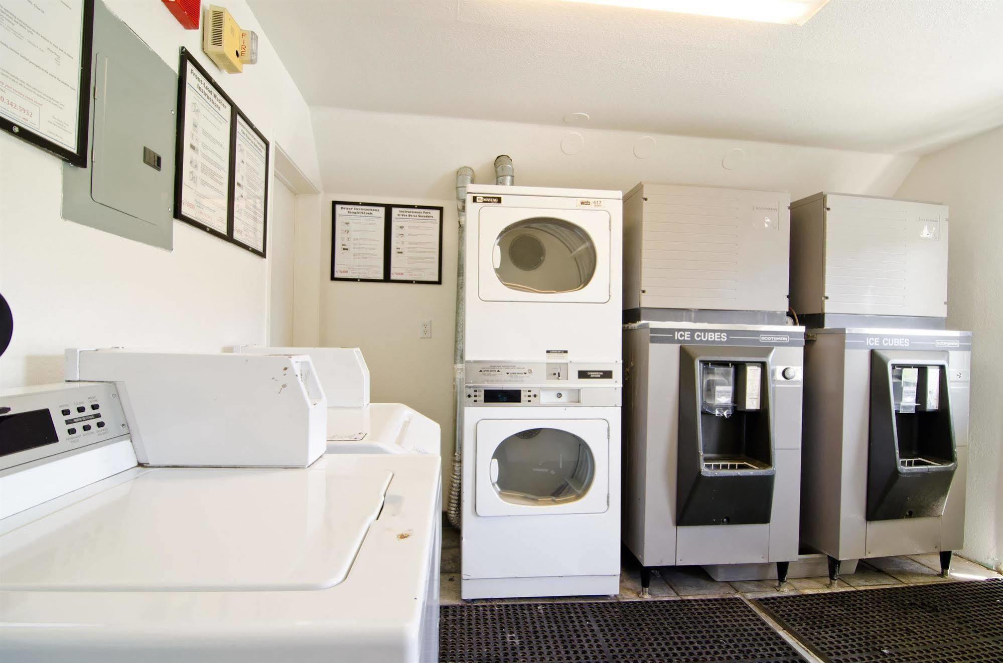 Motel 6-Twentynine Palms, Ca エクステリア 写真
